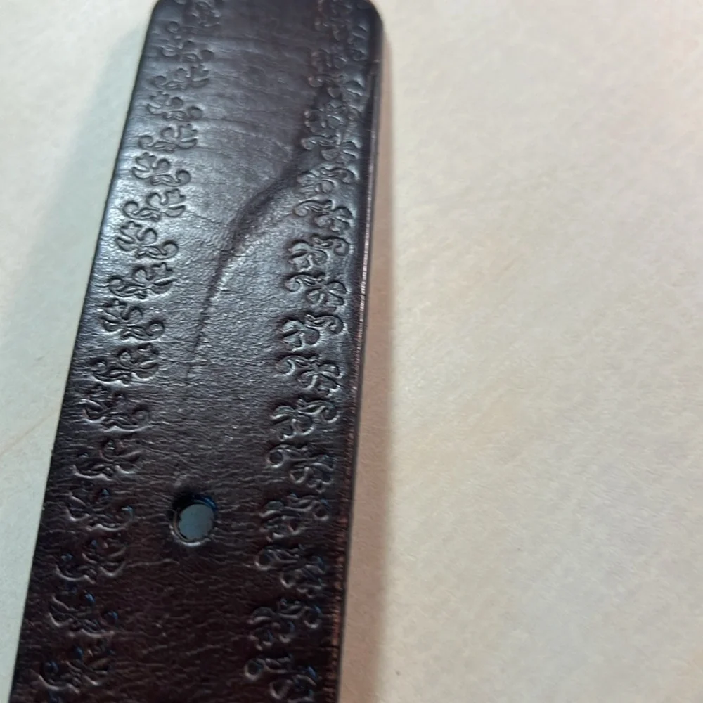 Woman’s Embossed Brown Genuine Leather Belt Sz M